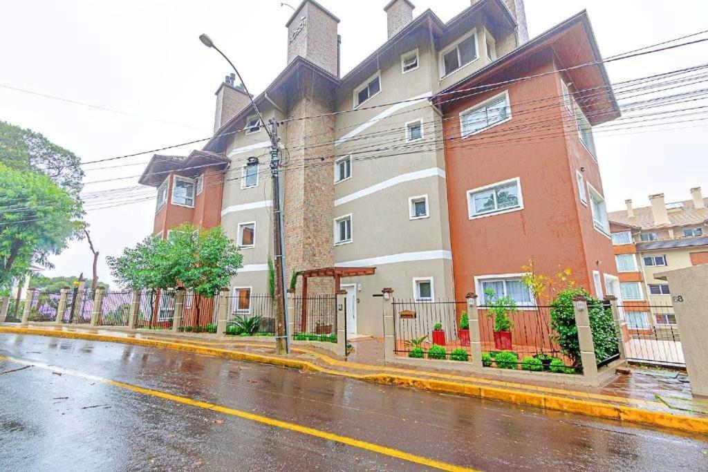 No Coracao De Gramado, A 350M Da Rua Coberta! Apartment Екстериор снимка